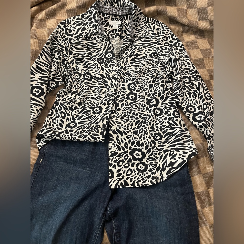 Charter Club petite Black and White Animal/floral Print blouse